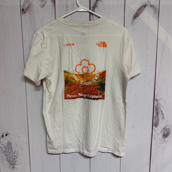 The North Face Women’s Strange Colorful World Tee Medium Ivory EUC - Picture 3 of 9